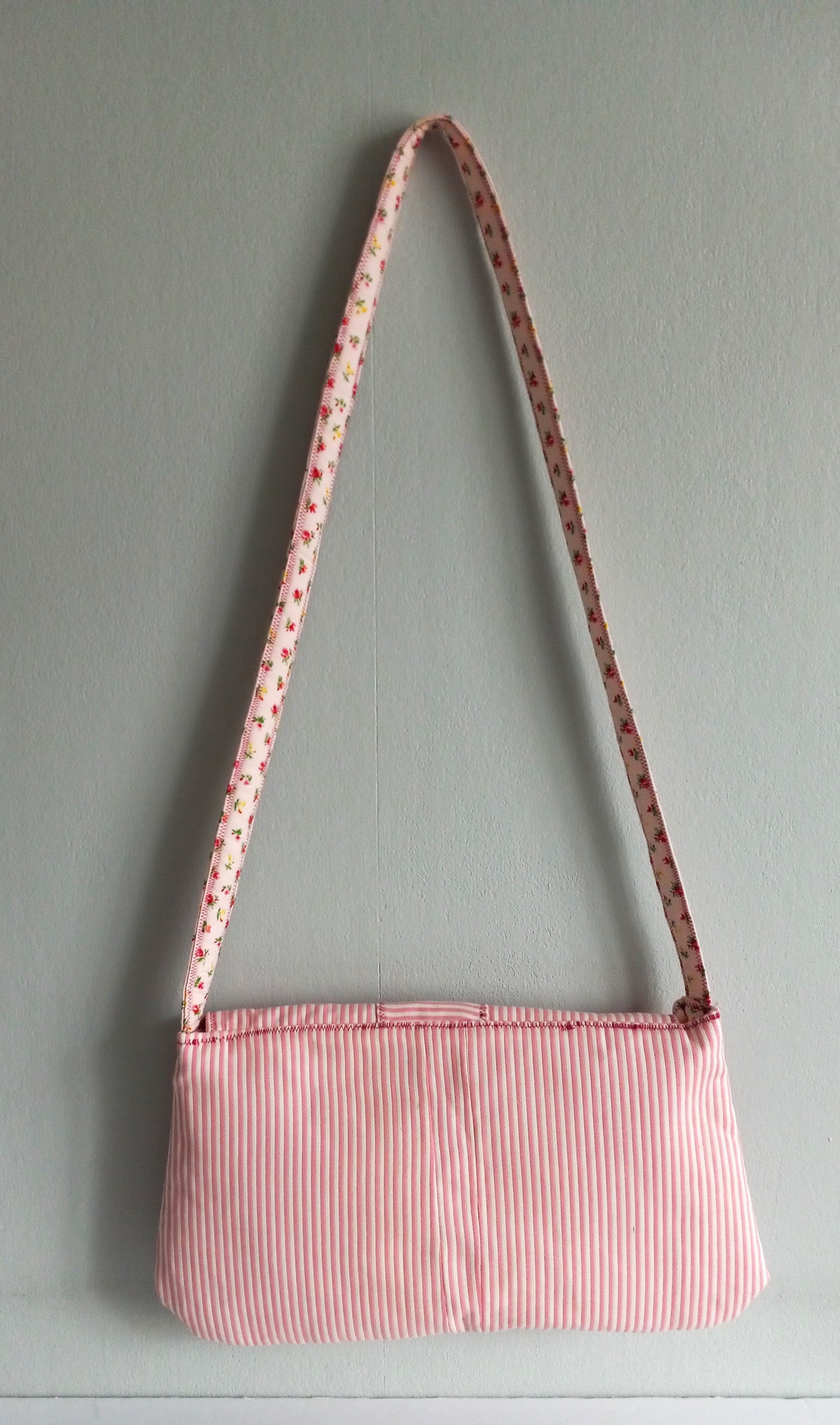 BREAST CANCER Awareness Shoulder Bag